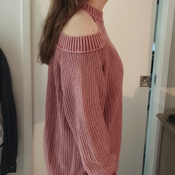 Free People Pink Off-the-Shoulder Sweater - Picture 2 of 6